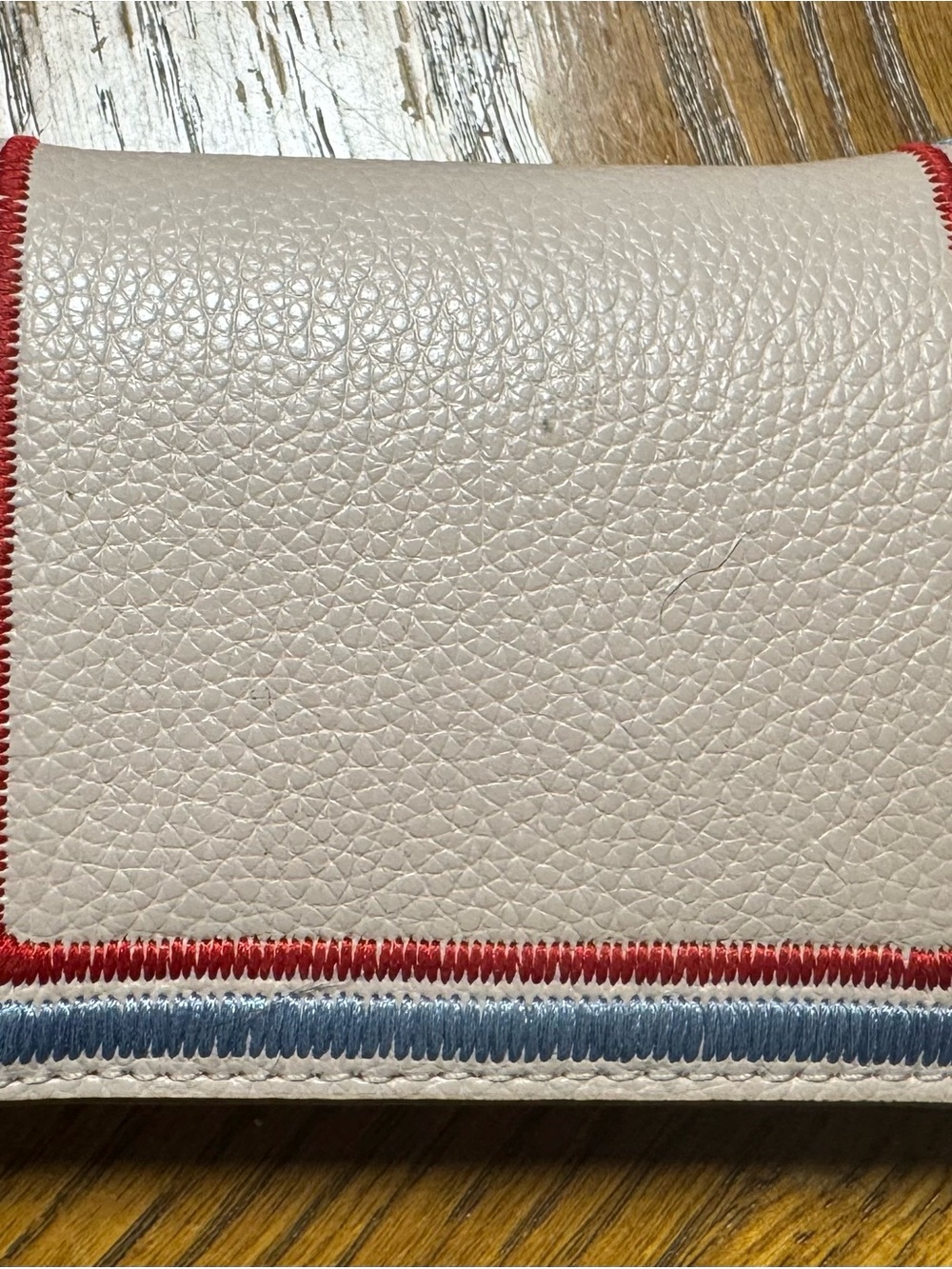 kate spade White Pebbled Leather Wallet with Red & Blue Trim - Picture 2 of 5